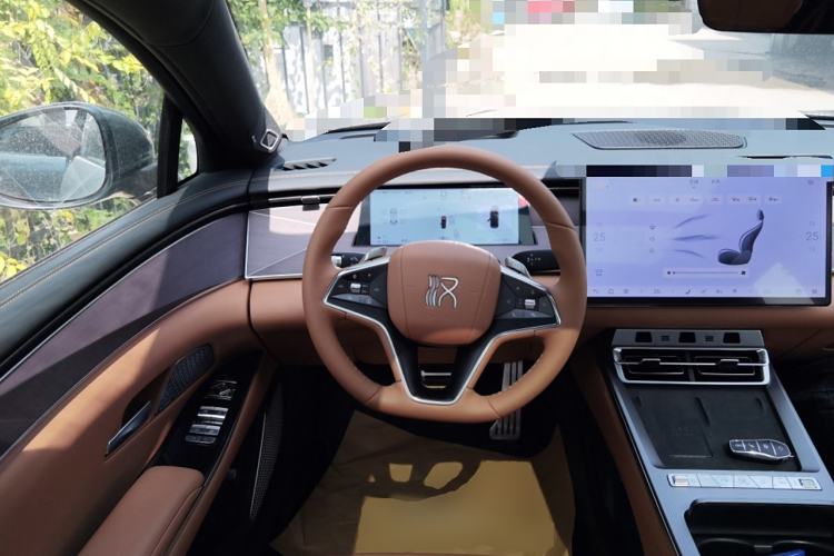 Used BYD Han L 2025 DM-p Four-Wheel-Drive LiDAR Flagship Model Steering Wheel