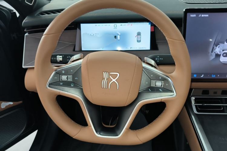 Used BYD Han L 2025 DM-p Four-Wheel-Drive LiDAR Flagship Model Steering Wheel