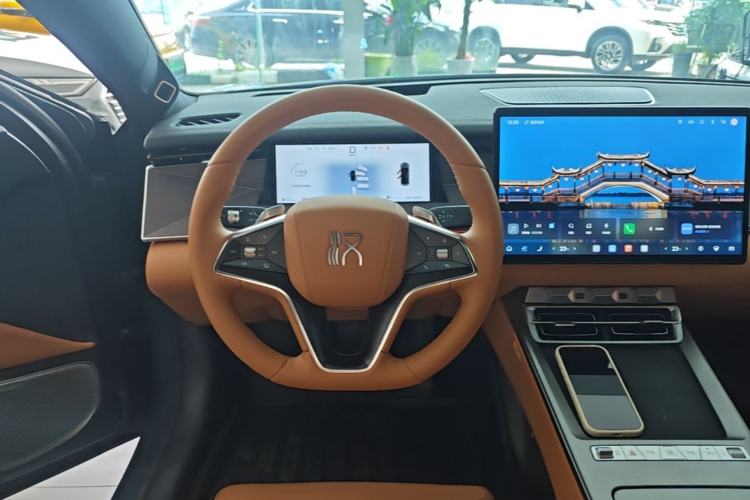 Used BYD Han L 2025 EV 701 km LiDAR Flagship Edition Steering Wheel