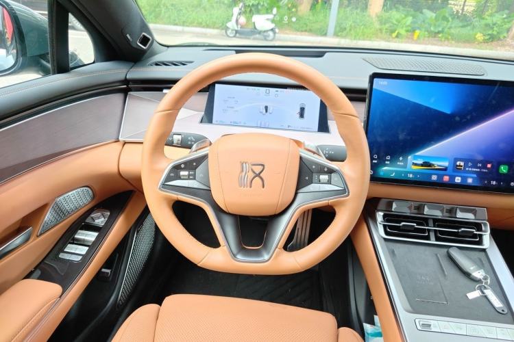 Used BYD Han L 2025 DM-p Four-Wheel-Drive LiDAR Flagship Model Steering Wheel