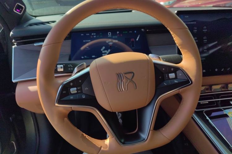 Used BYD Han L 2025 EV 701 km LiDAR Flagship Edition Steering Wheel