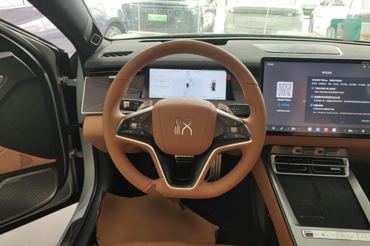 Used BYD Han L 2025 EV Four-Wheel Drive LiDAR Flagship Model Steering Wheel
