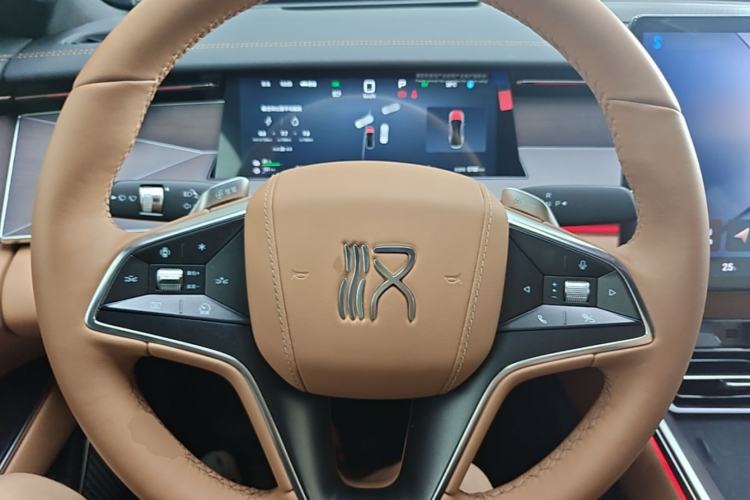 Used BYD Han L 2025 DM-p Four-Wheel-Drive LiDAR Flagship Model Steering Wheel