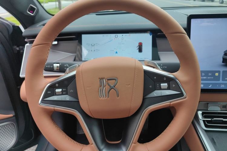 Used BYD Han L 2025 DM-p Four-Wheel-Drive LiDAR Flagship Model Steering Wheel