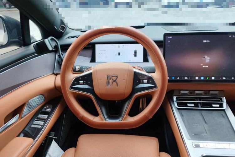 Used BYD Han L 2025 DM-p Four-Wheel-Drive LiDAR Flagship Model Steering Wheel
