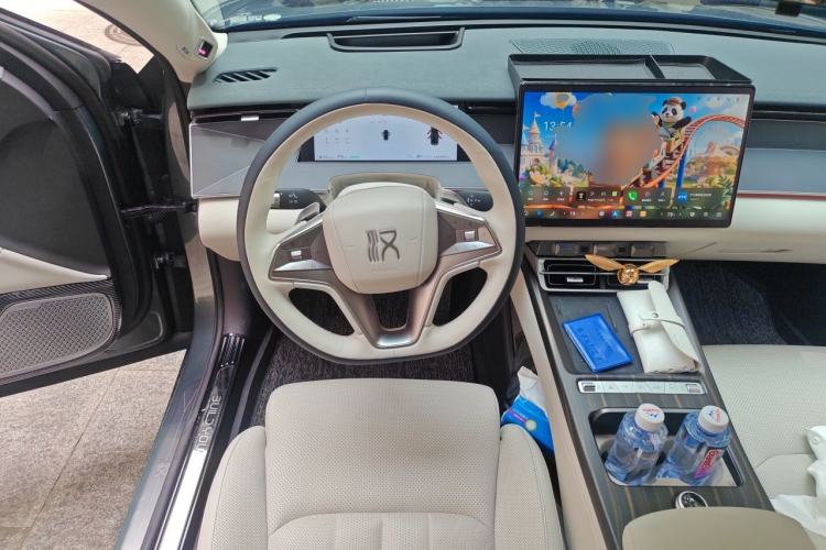 Used BYD Han L 2025 EV 701 km LiDAR Flagship Edition Steering Wheel