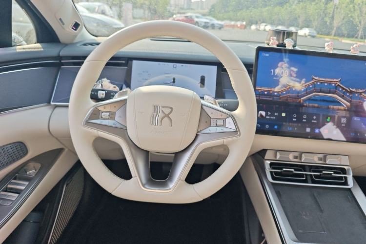 Used BYD Han L 2025 DM-i 200km LiDAR Flagship Model Steering Wheel