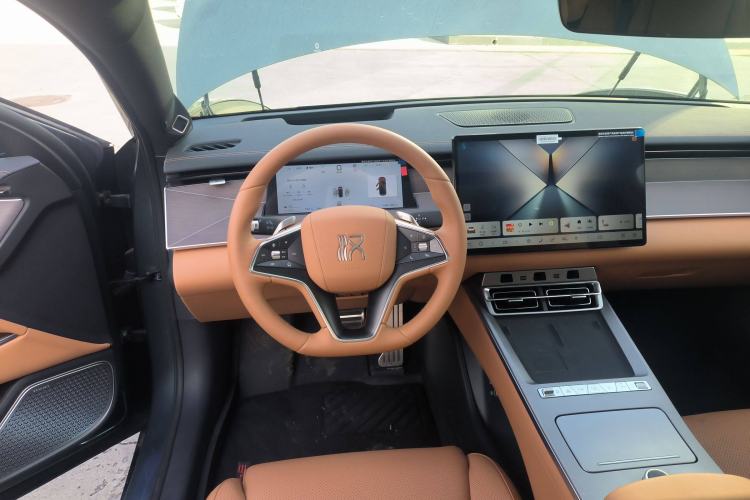 Used BYD Han L 2025 DM-p Four-Wheel-Drive LiDAR Flagship Model Steering Wheel