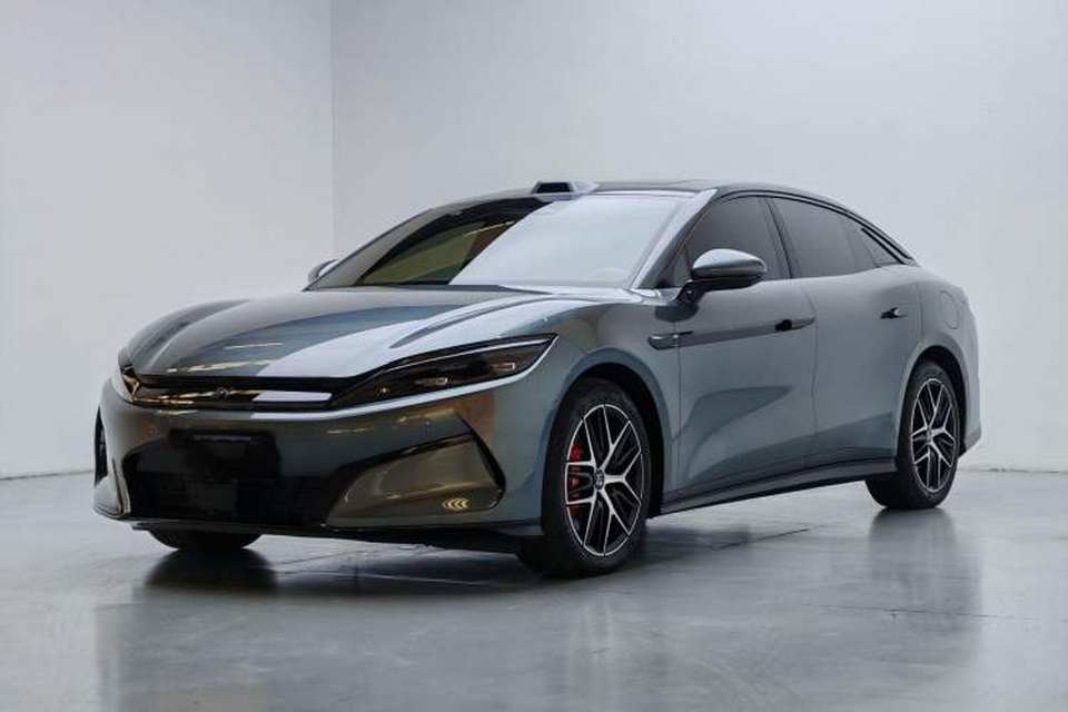 BYD Han L 2025