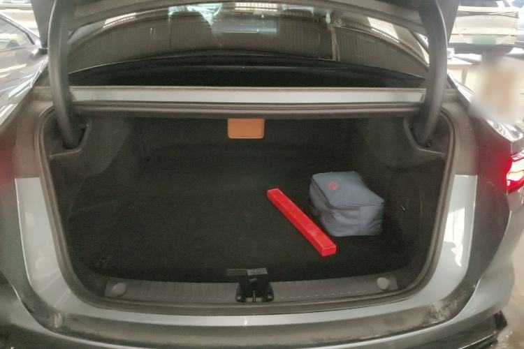 Used BYD Han L 2025 EV 701KM LiDAR Deluxe Edition Trunk