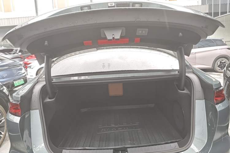 Used BYD Han L 2025 DM-i 200KM LiDAR Luxury Model Trunk