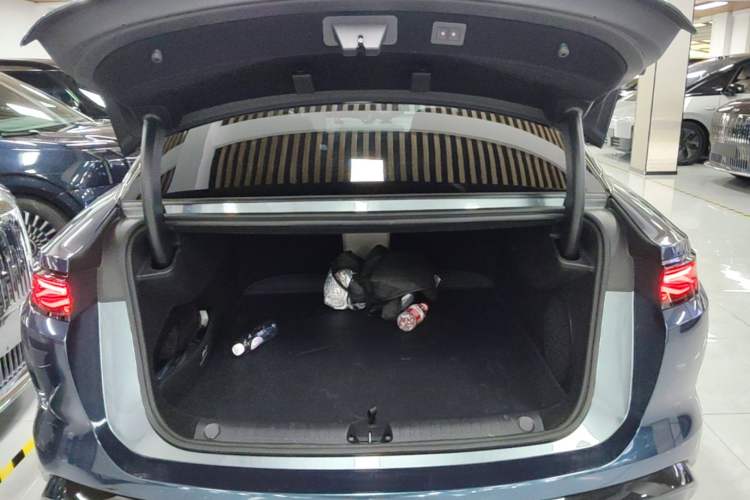 Used BYD Han L 2025 EV 701 km LiDAR Flagship Edition Trunk