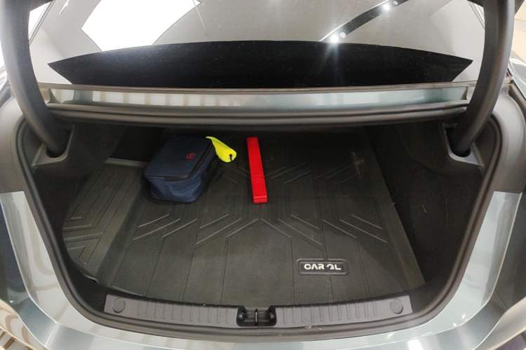 Used BYD Han L 2025 DM-p Four-Wheel-Drive LiDAR Flagship Model Trunk