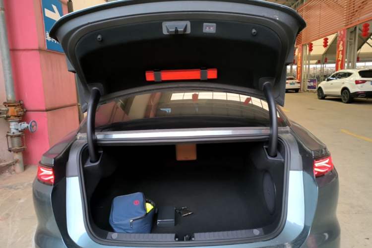 Used BYD Han L 2025 DM-p Four-Wheel-Drive LiDAR Flagship Model Trunk