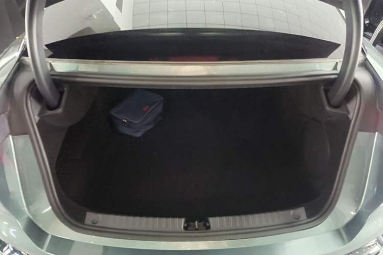 Used BYD Han L 2025 DM-p Four-Wheel-Drive LiDAR Flagship Model Trunk