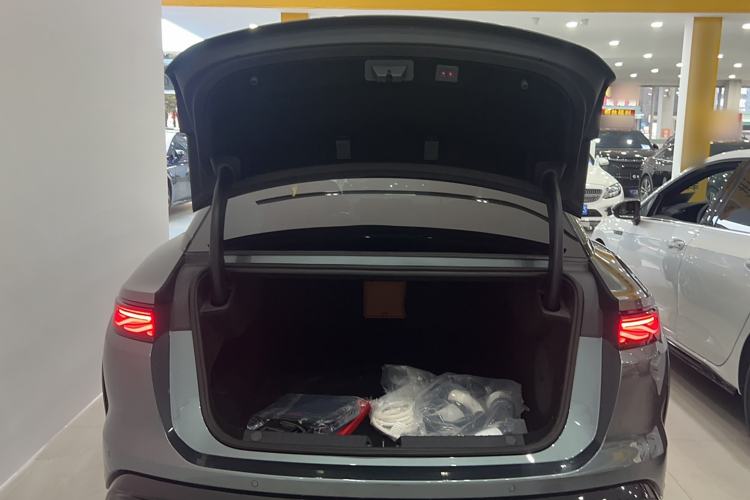 Used BYD Han L 2025 DM-p Four-Wheel-Drive LiDAR Flagship Model Trunk