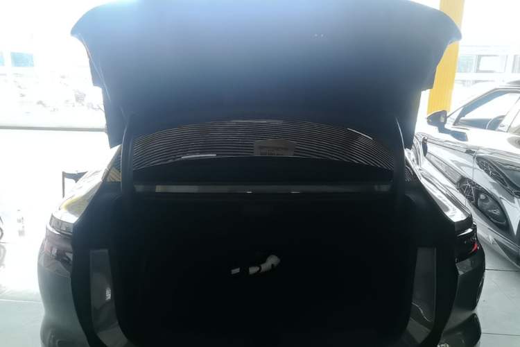 Used BYD Han L 2025 DM-p Four-Wheel-Drive LiDAR Flagship Model Trunk