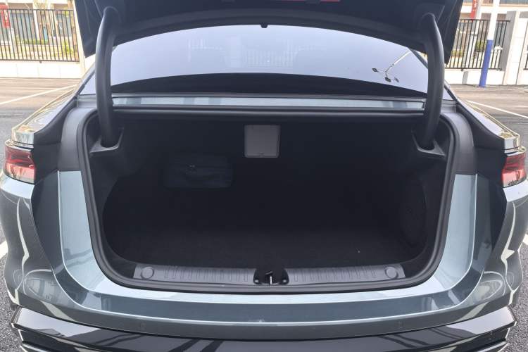 Used BYD Han L 2025 EV 701 km LiDAR Flagship Edition Trunk