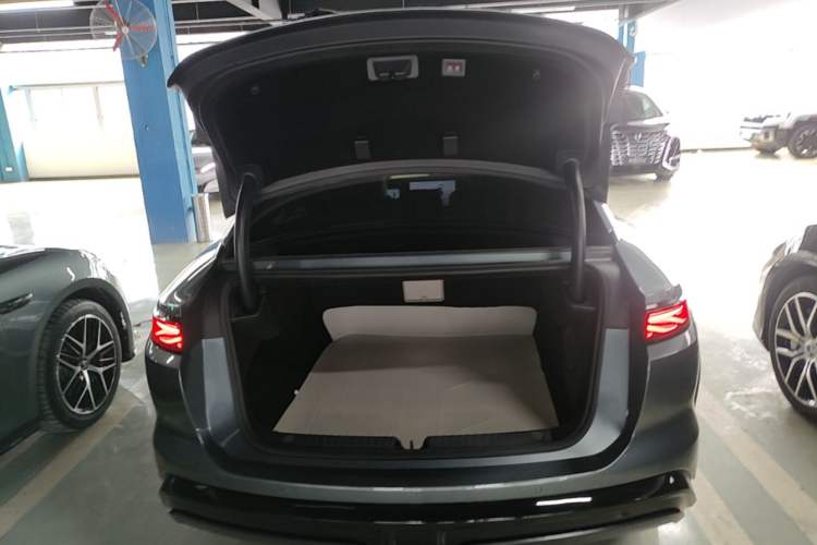 Used BYD Han L 2025 DM-i 200km LiDAR Flagship Model Trunk