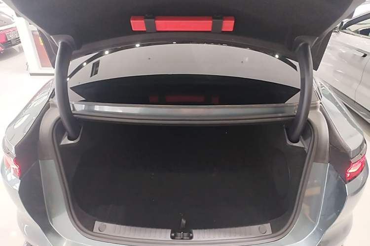 Used BYD Han L 2025 DM-i 200km LiDAR Flagship Model Trunk