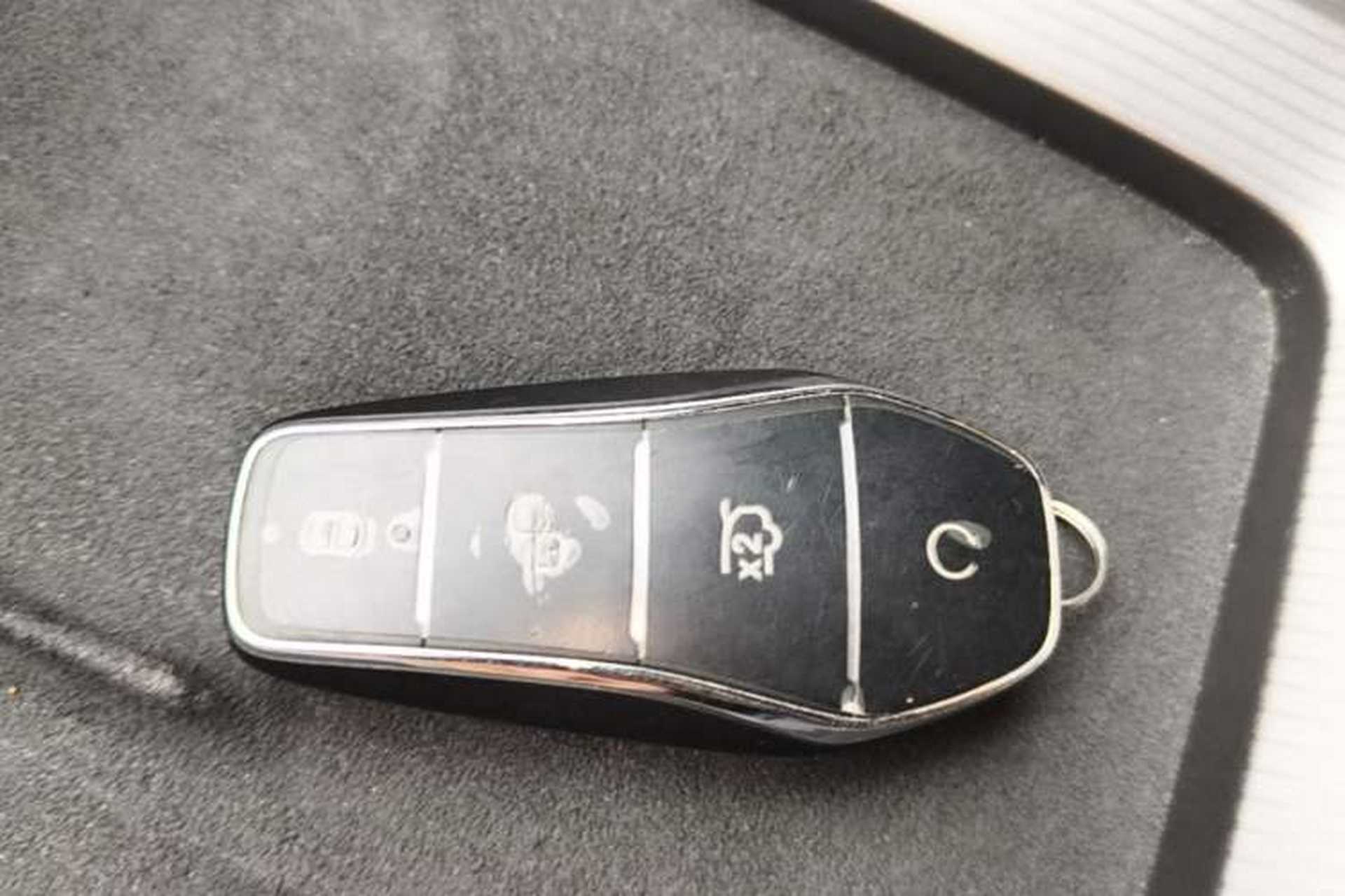 Used BYD Han L 2025 DM-p Four-Wheel-Drive LiDAR Flagship Model Vehicle Key