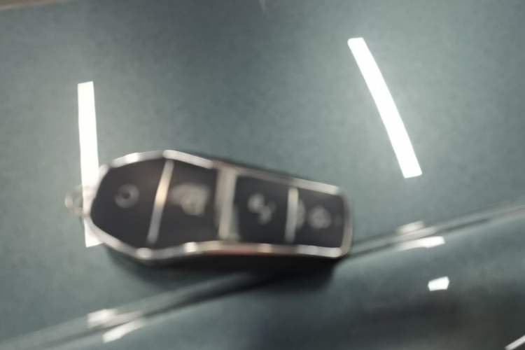 Used BYD Han L 2025 DM-p Four-Wheel-Drive LiDAR Flagship Model Vehicle Key