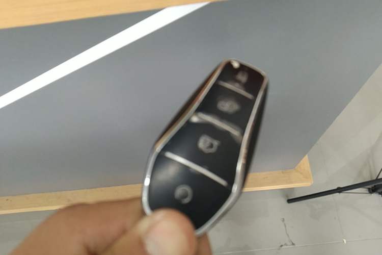Used BYD Han L 2025 DM-p Four-Wheel-Drive LiDAR Flagship Model Vehicle Key