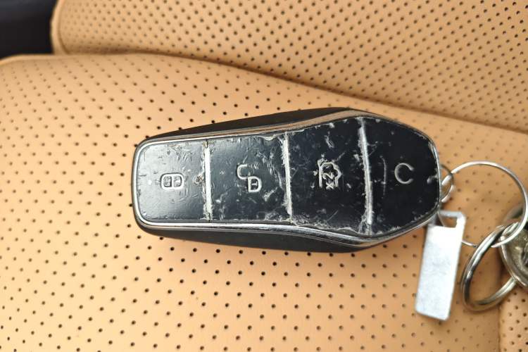 Used BYD Han L 2025 DM-p Four-Wheel-Drive LiDAR Flagship Model Vehicle Key