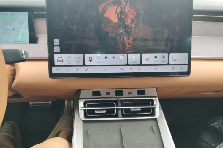 Used BYD Han L 2025 EV Four-Wheel Drive LiDAR Flagship Model Audio And AC Panel