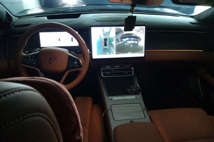 Used BYD Han L 2025 EV 701 km LiDAR Flagship Edition Center Console