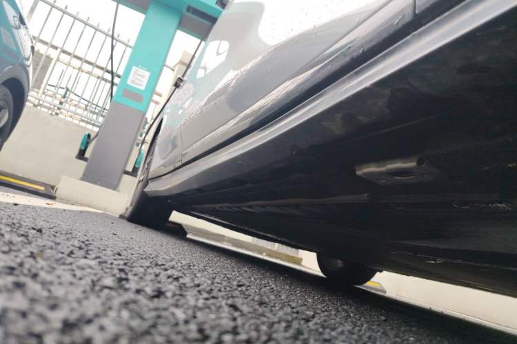 Used BYD Han L 2025 EV Four-Wheel Drive LiDAR Flagship Model Chassis Front Right