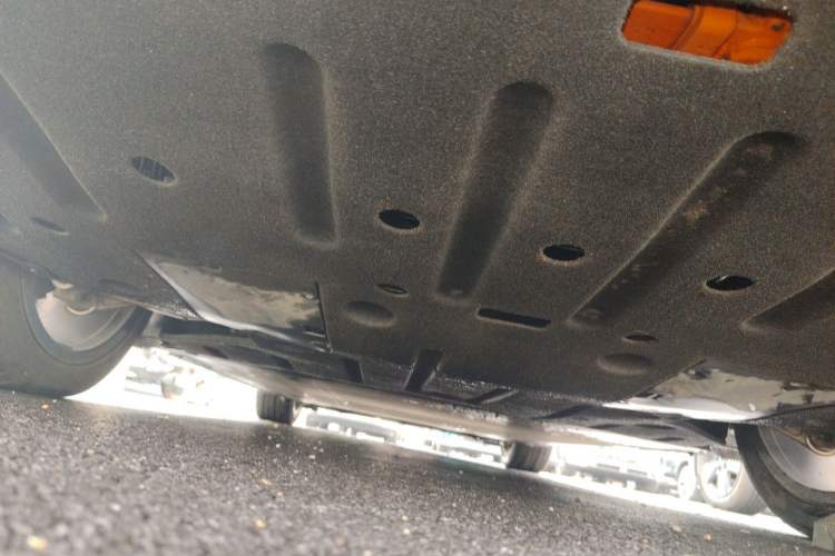 Used BYD Han L 2025 EV Four-Wheel Drive LiDAR Flagship Model Chassis Rear