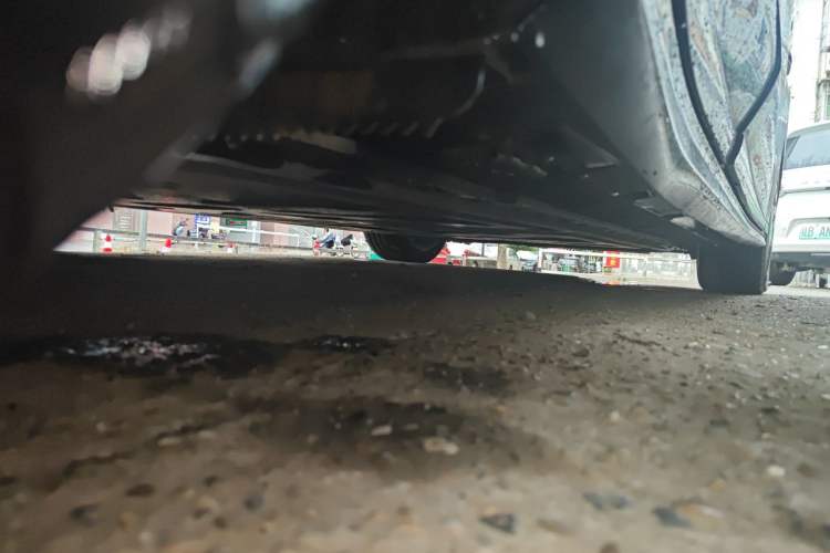 Used BYD Han L 2025 EV 701KM LiDAR Deluxe Edition Chassis Rear Right
