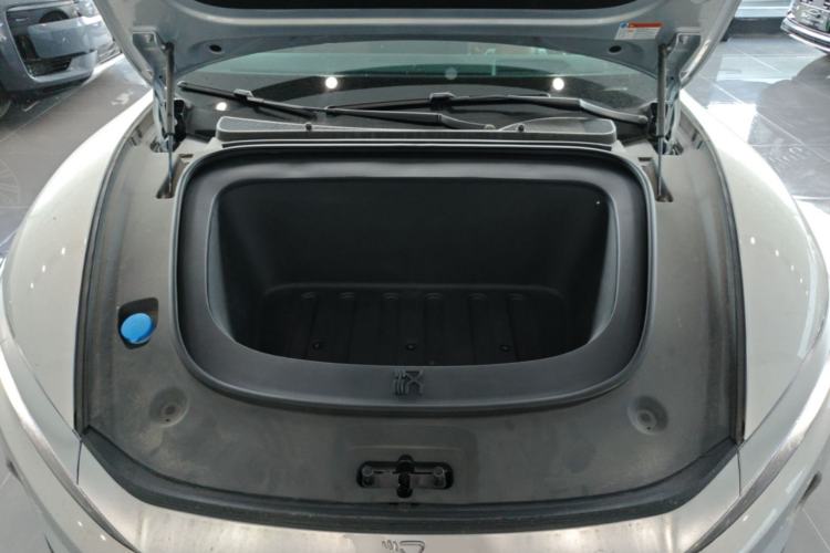 Used BYD Han L 2025 EV Four-Wheel Drive LiDAR Flagship Model Engine Bay