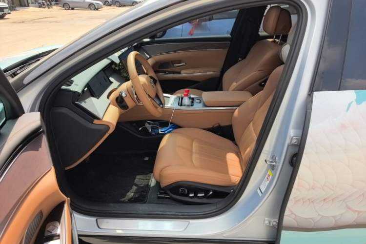 Used BYD Han L 2025 EV Four-Wheel Drive LiDAR Flagship Model Left Front Seat
