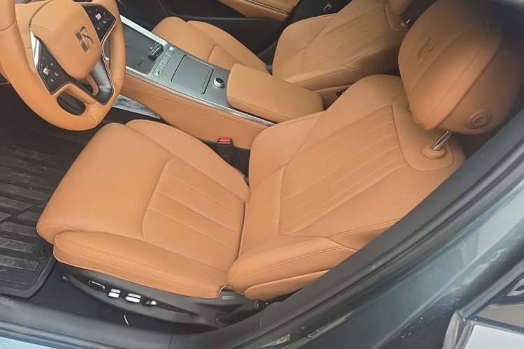 Used BYD Han L 2025 DM-p Four-Wheel-Drive LiDAR Flagship Model Left Front Seat