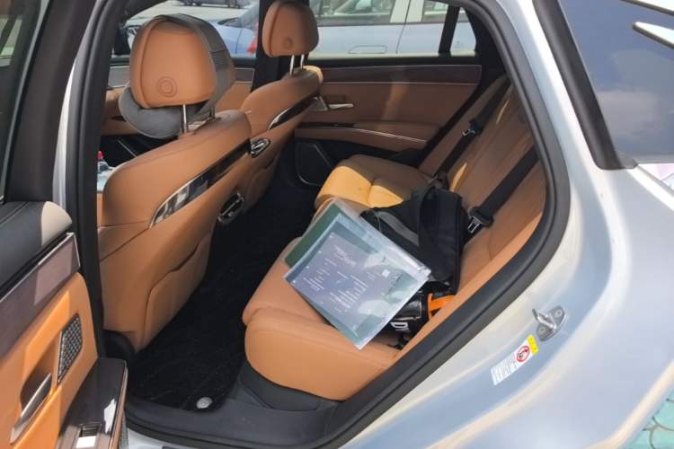 Used BYD Han L 2025 EV Four-Wheel Drive LiDAR Flagship Model Left Rear Seat