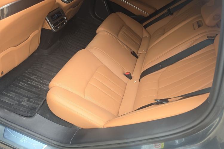 Used BYD Han L 2025 DM-p Four-Wheel-Drive LiDAR Flagship Model Left Rear Seat