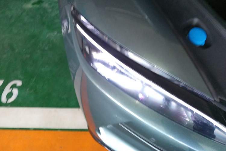 Used BYD Han L 2025 EV 701 km LiDAR Flagship Edition Right Front Headlight