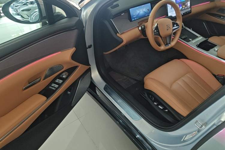 Used BYD Han L 2025 EV Four-Wheel Drive LiDAR Flagship Model Driver Seat