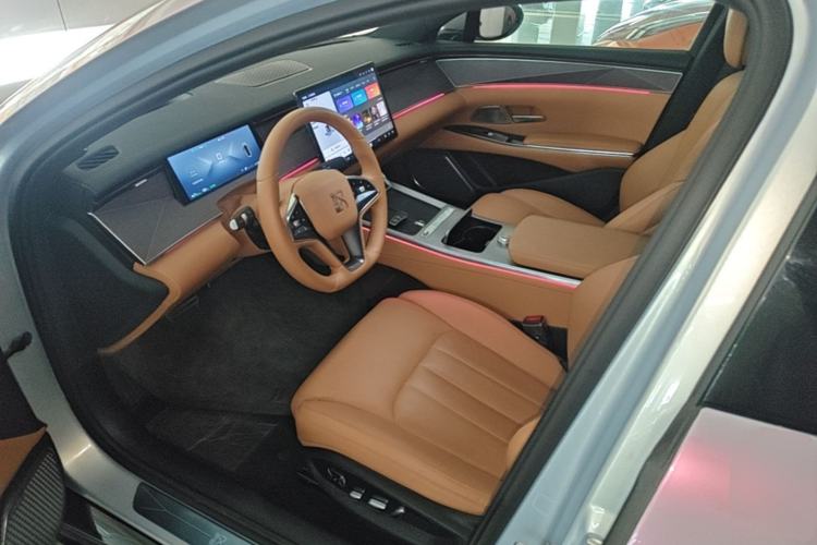 Used BYD Han L 2025 EV Four-Wheel Drive LiDAR Flagship Model Left Front Seat