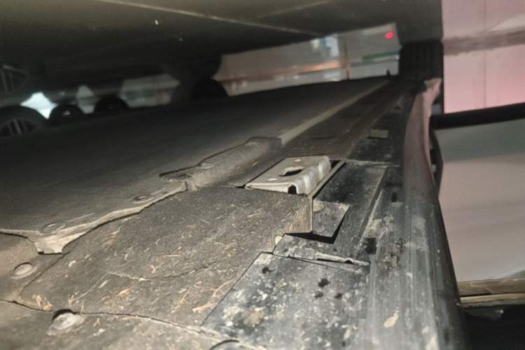Used BYD Han L 2025 EV Four-Wheel Drive LiDAR Flagship Model Right Side Sill