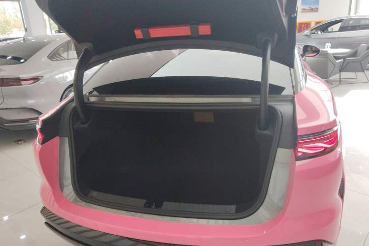 Used BYD Han L 2025 DM-p Four-Wheel-Drive LiDAR Flagship Model Trunk