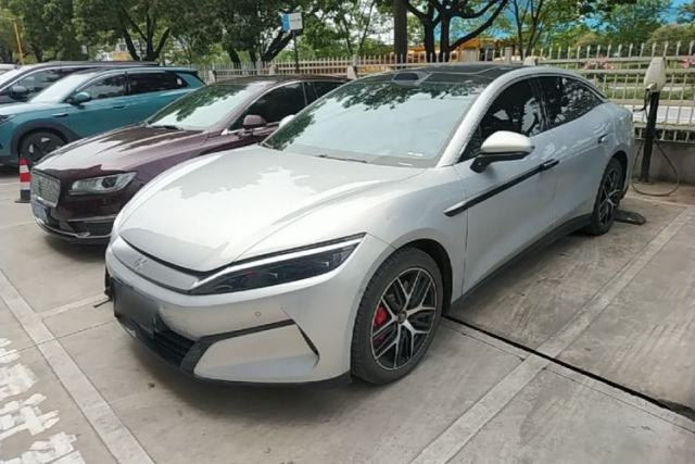 Used BYD Han L 2025 EV Four-Wheel Drive LiDAR Flagship Model