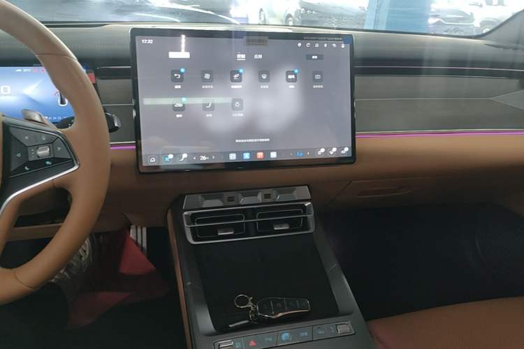 Used BYD Han L 2025 EV Four-Wheel Drive LiDAR Flagship Model Audio And AC Panel