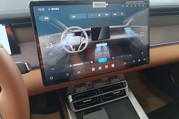Used BYD Han L 2025 EV Four-Wheel Drive LiDAR Flagship Model Audio And AC Panel