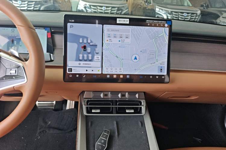 Used BYD Han L 2025 EV Four-Wheel Drive LiDAR Flagship Model Audio And AC Panel