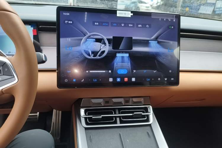 Used BYD Han L 2025 EV Four-Wheel Drive LiDAR Flagship Model Audio And AC Panel