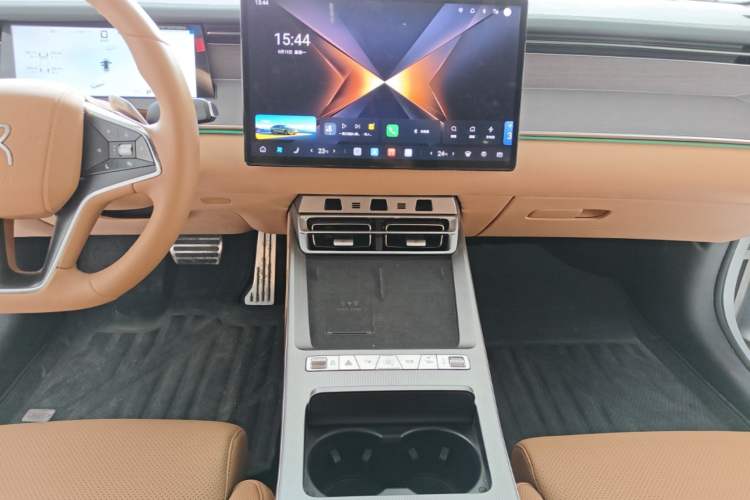 Used BYD Han L 2025 EV Four-Wheel Drive LiDAR Flagship Model Audio And AC Panel