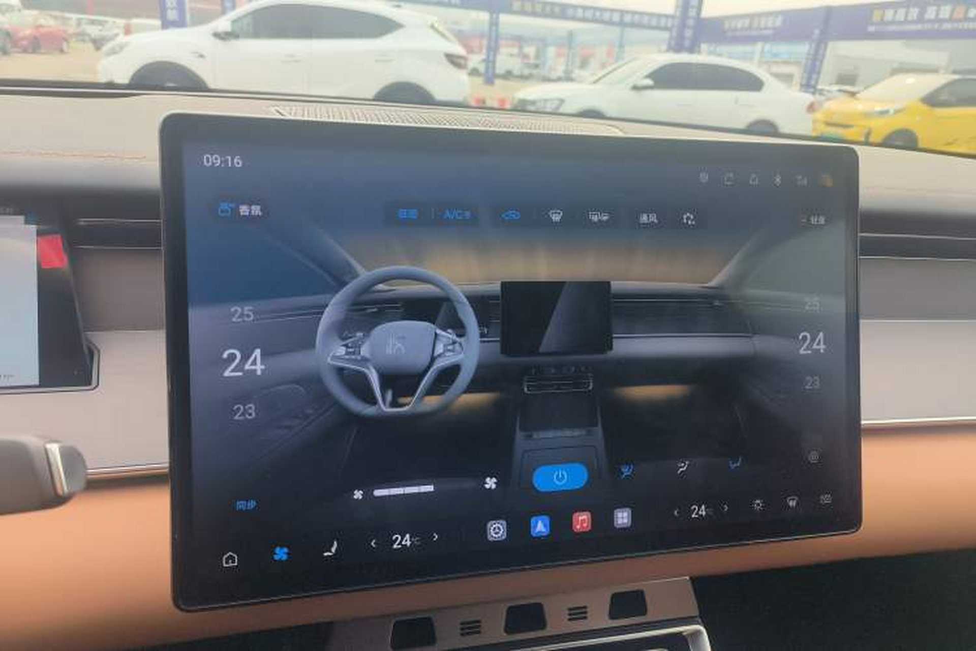 Used BYD Han L 2025 EV 701 km LiDAR Flagship Edition Audio And AC Panel